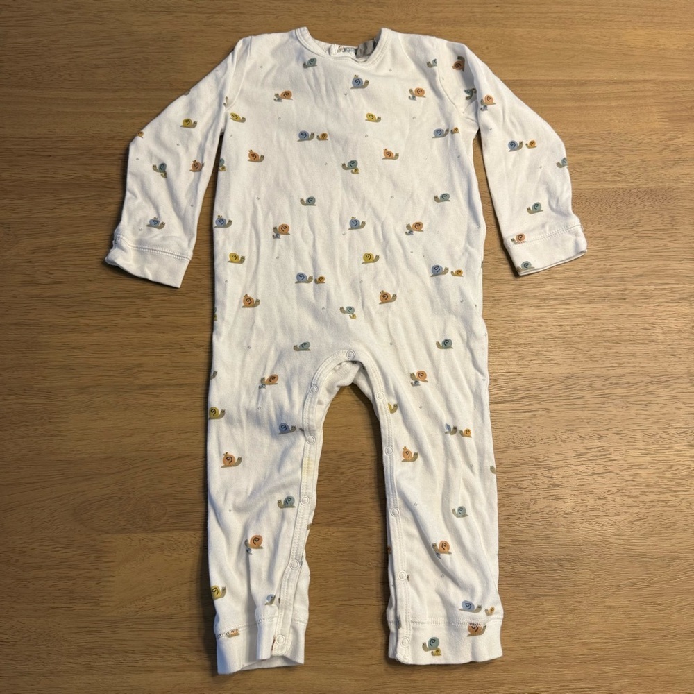 Cozy White Snail Print Kids Pajamas 24M